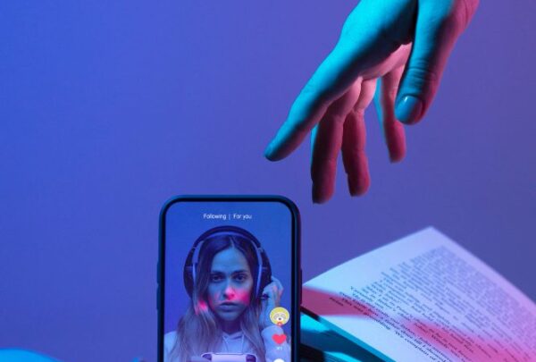 Scroll-Stoppers That Sell: TikTok Ad Secrets You Need to Know